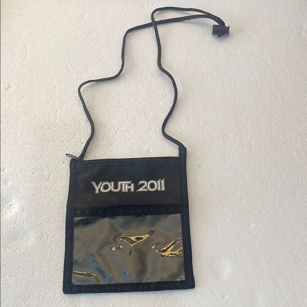Wallet on a string Crossbody Neck Pouch ID holder unisex boys girls travel black